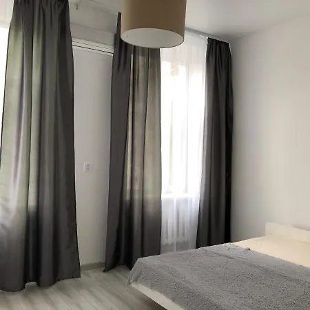 Apartment Deribasovskaya / Old Town/city Garden *